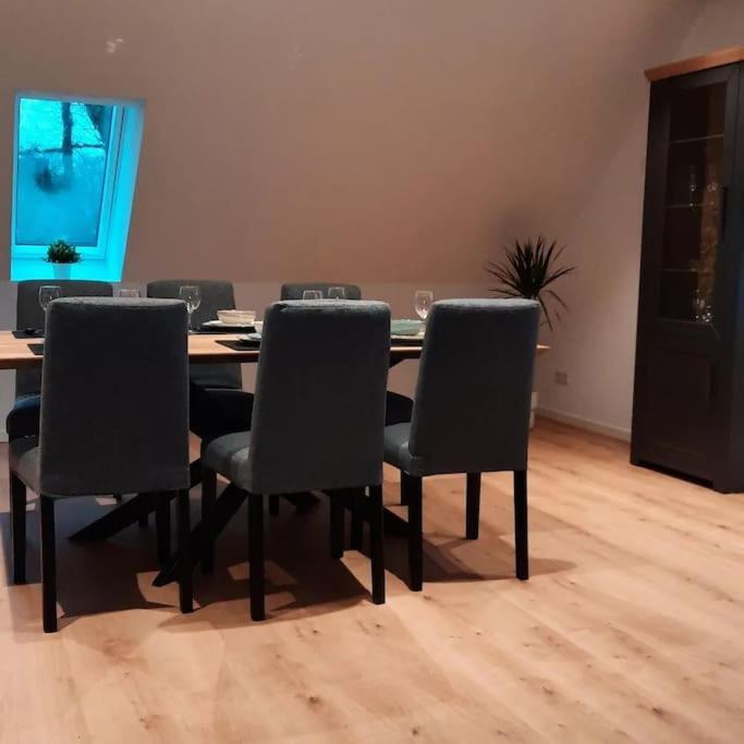 Wallsbull Neubau Ferienwohnung - Wallsbuell מראה חיצוני תמונה