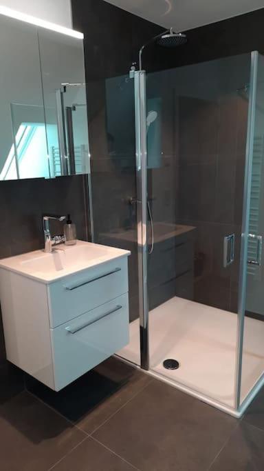 Wallsbull Neubau Ferienwohnung - Wallsbuell מראה חיצוני תמונה