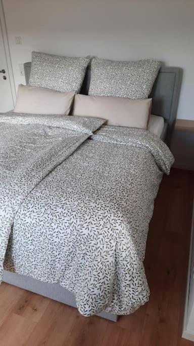 Wallsbull Neubau Ferienwohnung - Wallsbuell מראה חיצוני תמונה